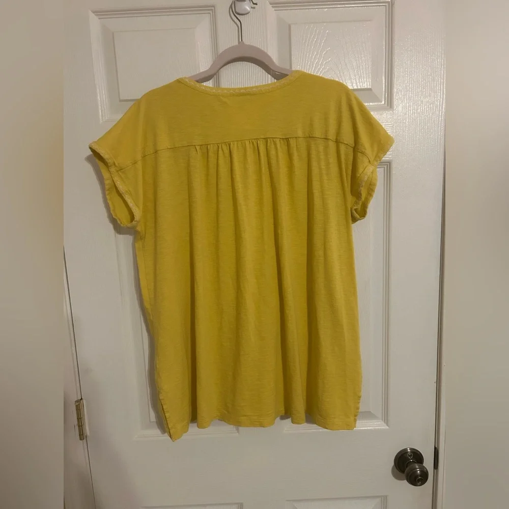 J. Jill Women’s XL Yellow Embroidered Boho V-neck Top - Picture 2 of 5